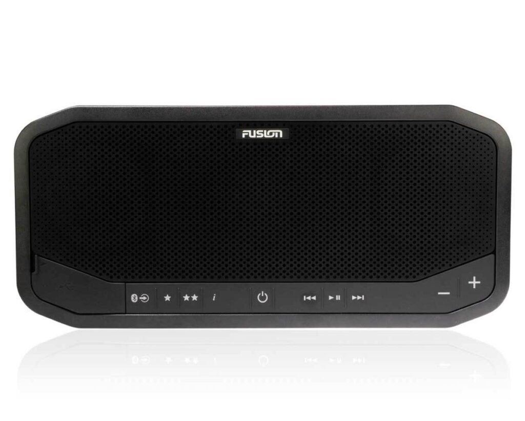 FUSION PANEL-STEREO OUTDOOR