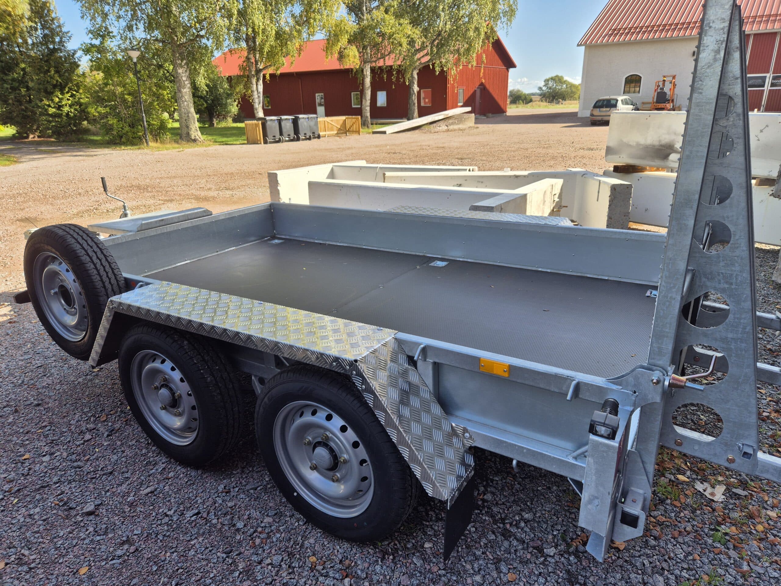 Maskinsläp 2025 Ifor Williams GP106, lastvikt 2609 kg